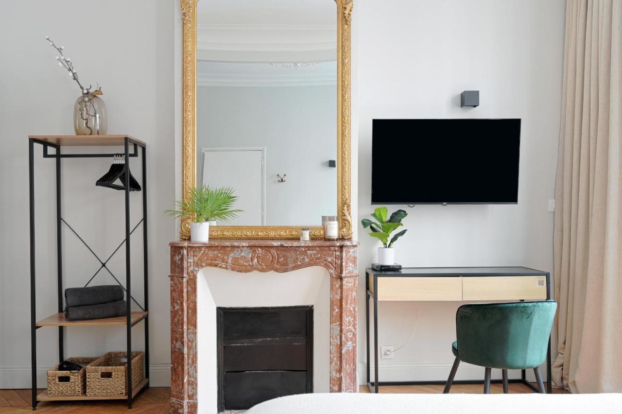 Studio Quartier Champs Elysees 2 Free Netflix 파리 외부 사진